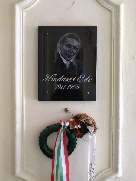 hodaszi-ede-emlektabla-01 hodaszi-ede-emlektabla-01