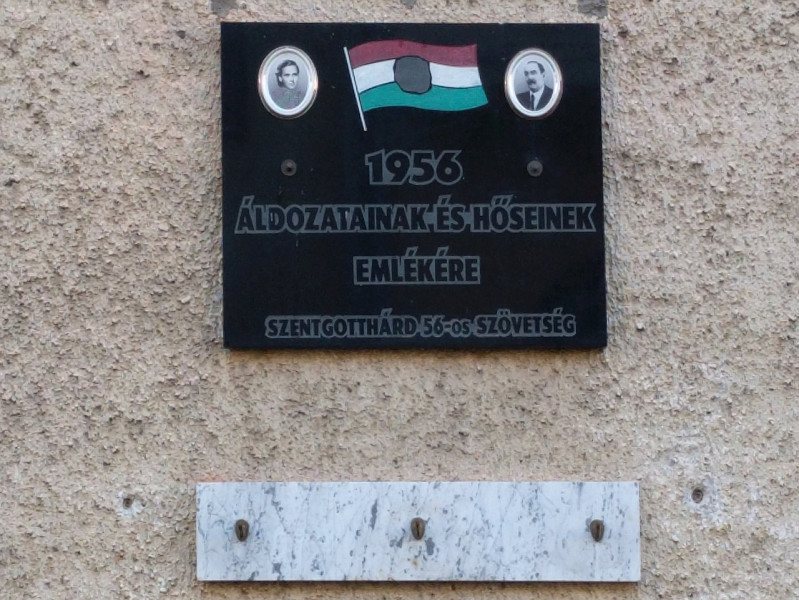 1956-emlektabla-01 1956-emlektabla-01