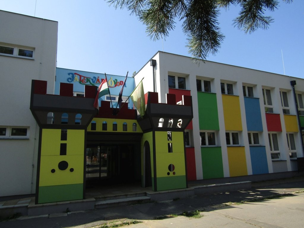 ovada-sztg-jatekvar-01 ovada-sztg-jatekvar-01